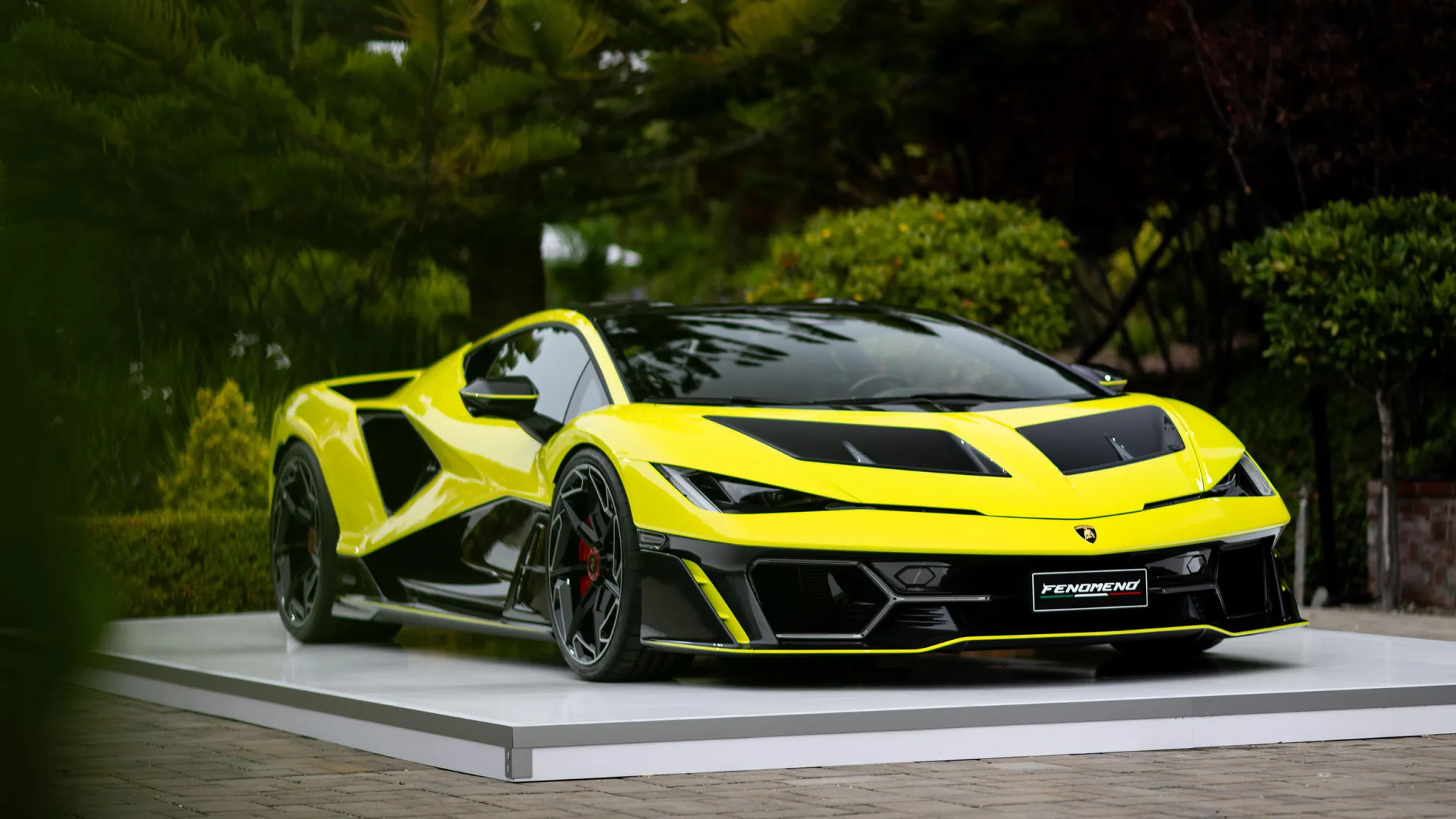 Lamborghini Fenomeno Revealed: The Most Powerful Road Car & Its Secret Inspiration