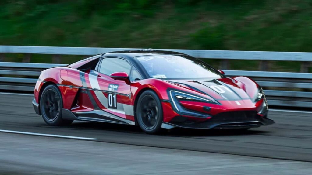 Yangwang U9 Track Edition Breaks Records: Fastest Production EV at 472.41kmph